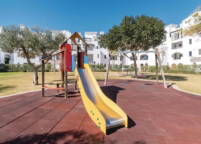 2 Bedroom Amazing Apartment In Roldan